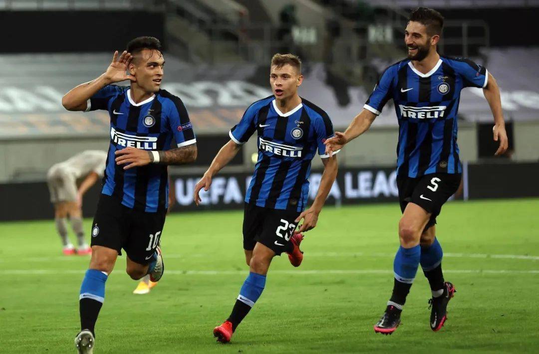 詹姆斯和浓 詹姆斯和浓