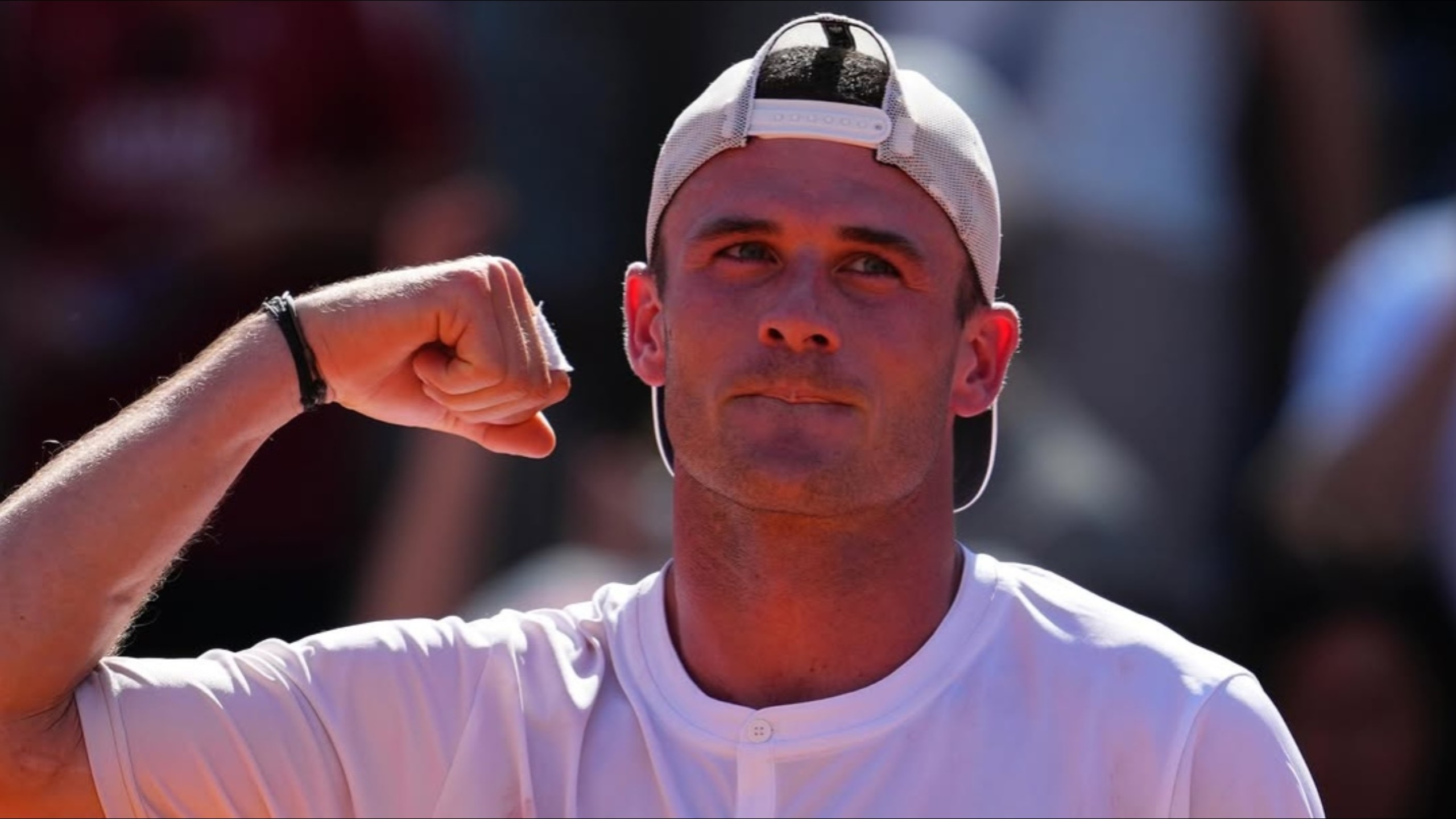 她犀利的进 她犀利的进